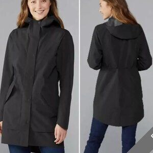 EUC REI RAINCOAT w/ drop back